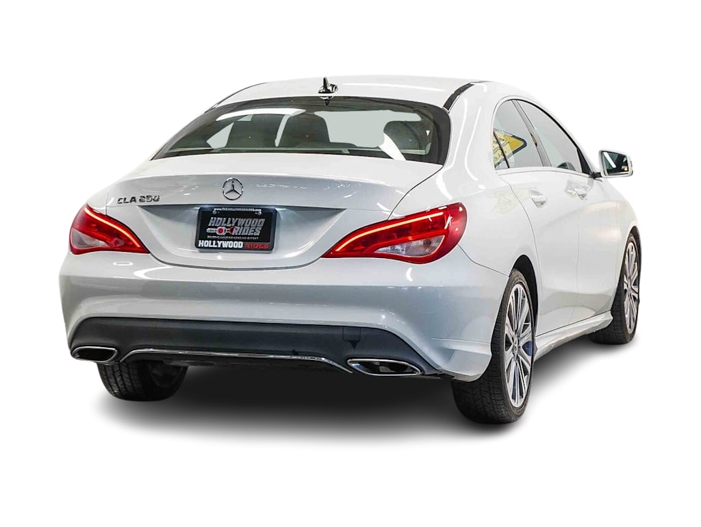 Thumbnail: 2018 Mercedes-Benz CLA - 17