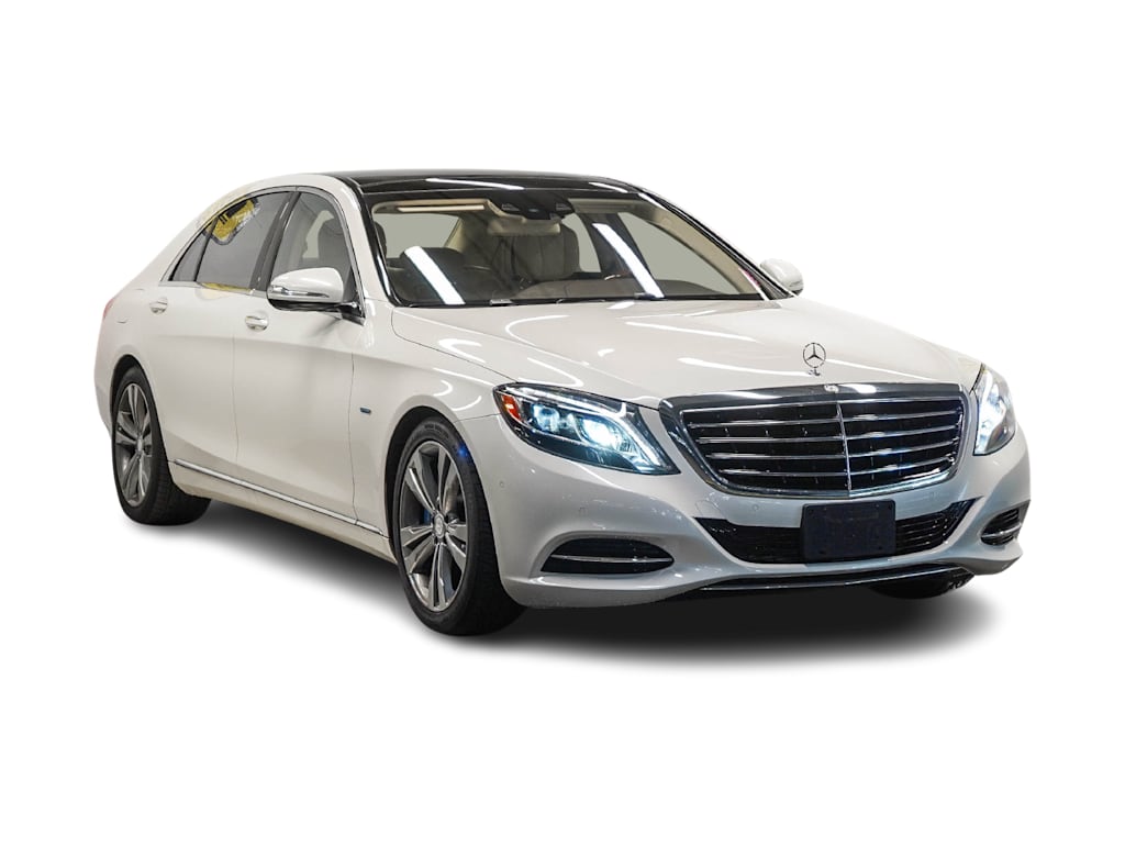Thumbnail: 2017 Mercedes-Benz S-Class - 15
