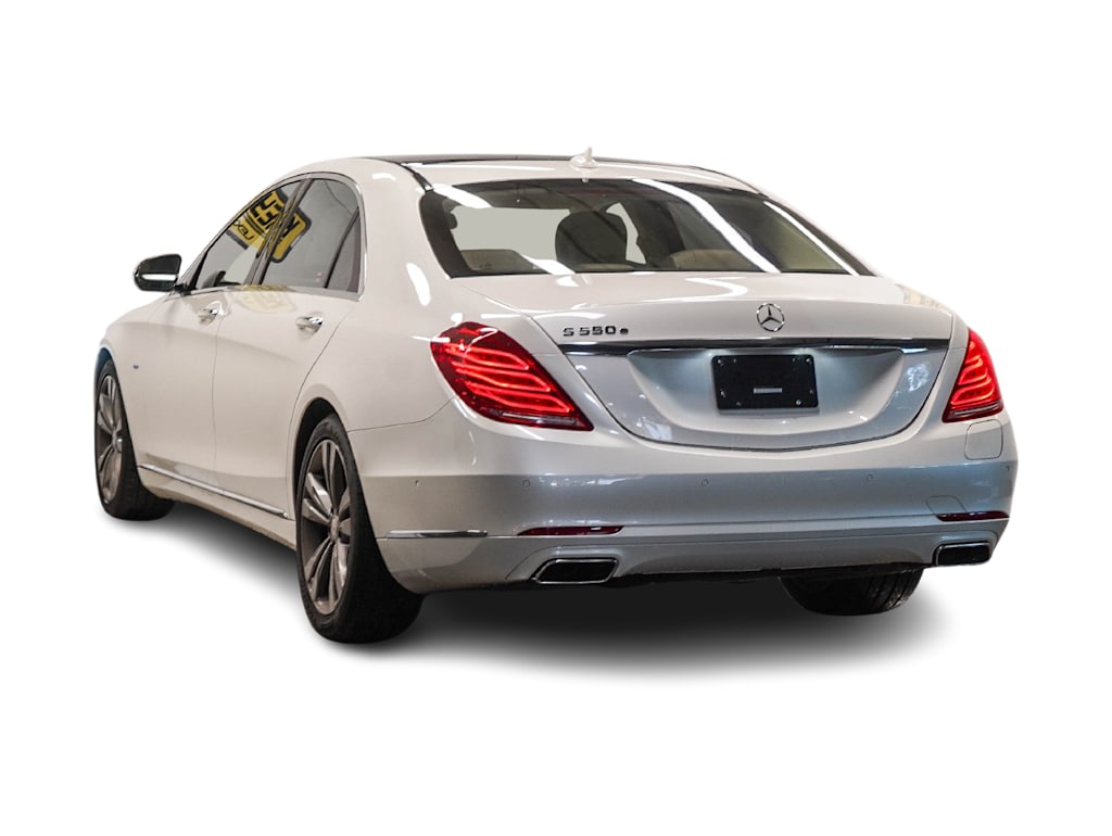 Thumbnail: 2017 Mercedes-Benz S-Class - 3
