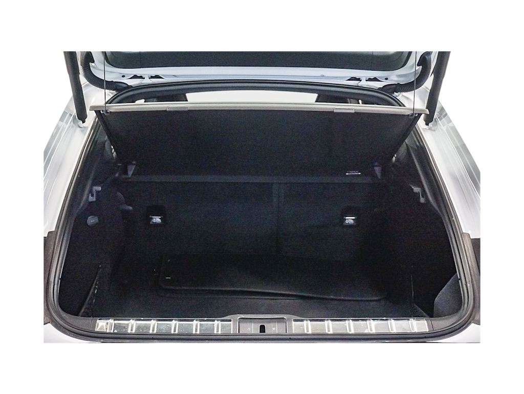 Thumbnail: 2024 Porsche Panamera - 17