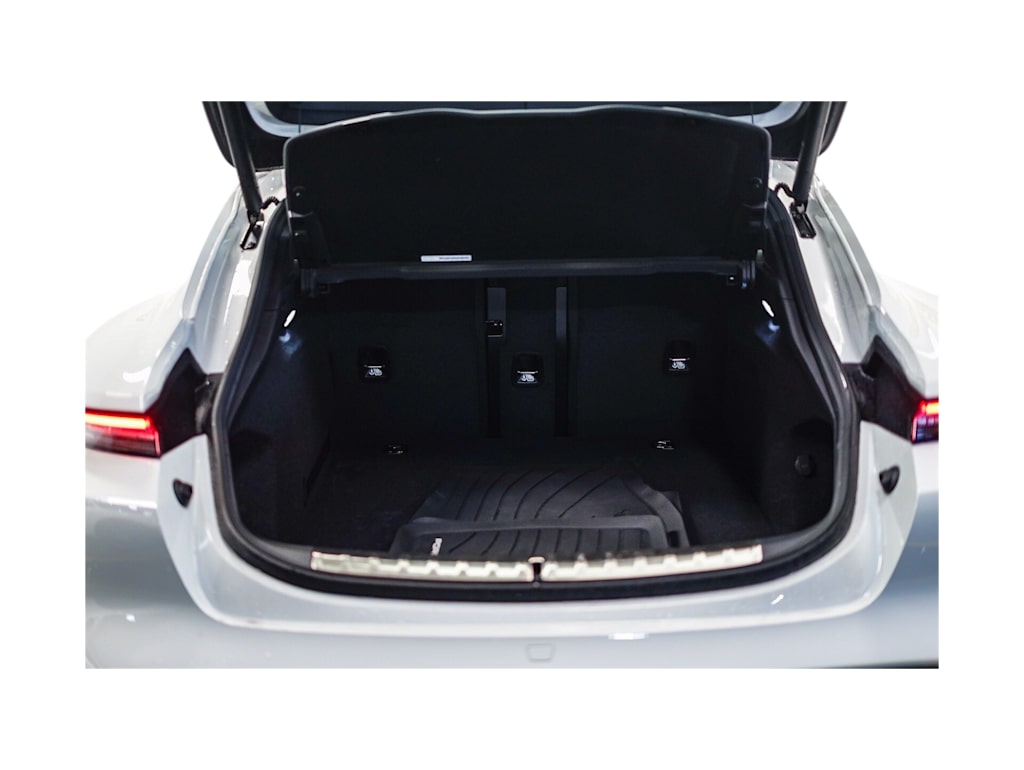 Thumbnail: 2025 Porsche Taycan - 16