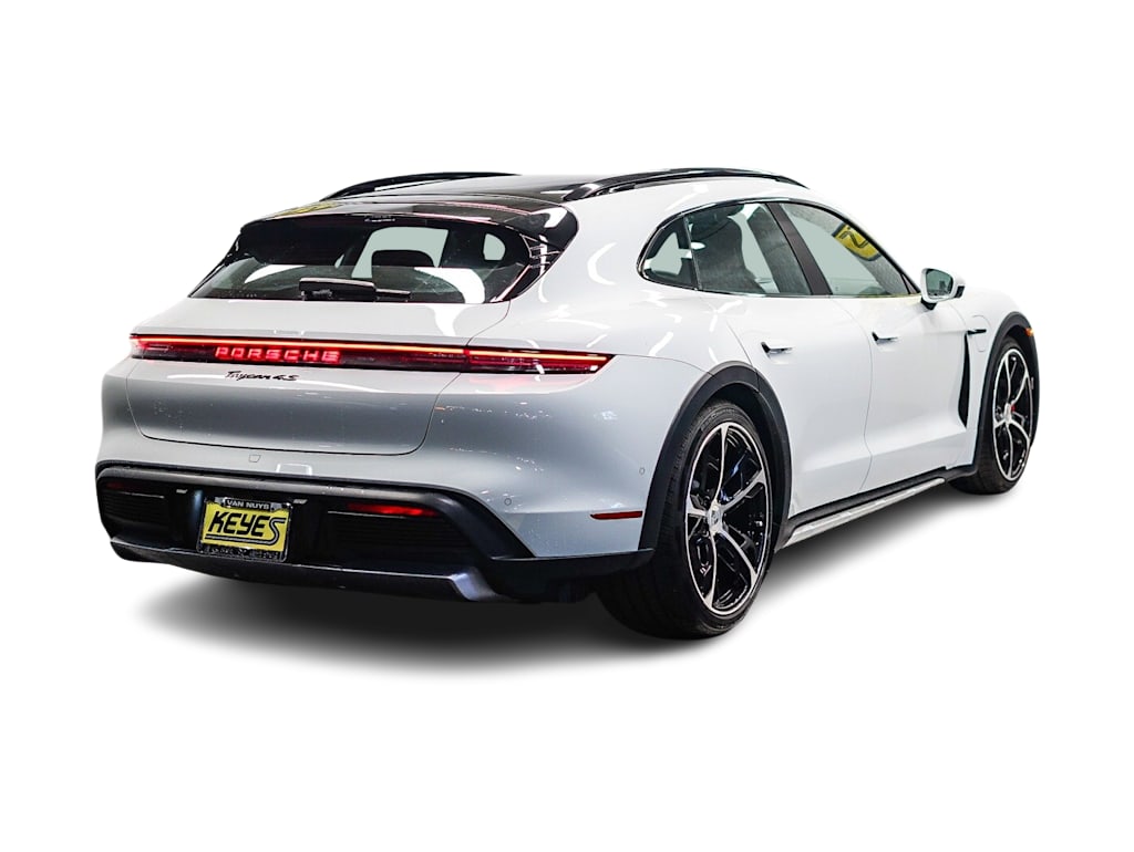 Thumbnail: 2025 Porsche Taycan - 18