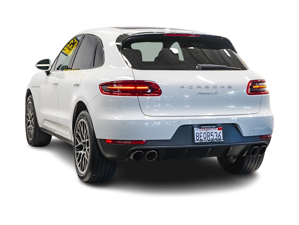Thumbnail: 2018 Porsche Macan - 3