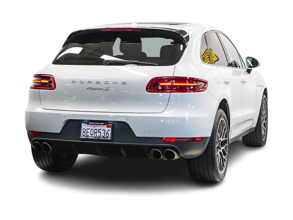 Thumbnail: 2018 Porsche Macan - 20
