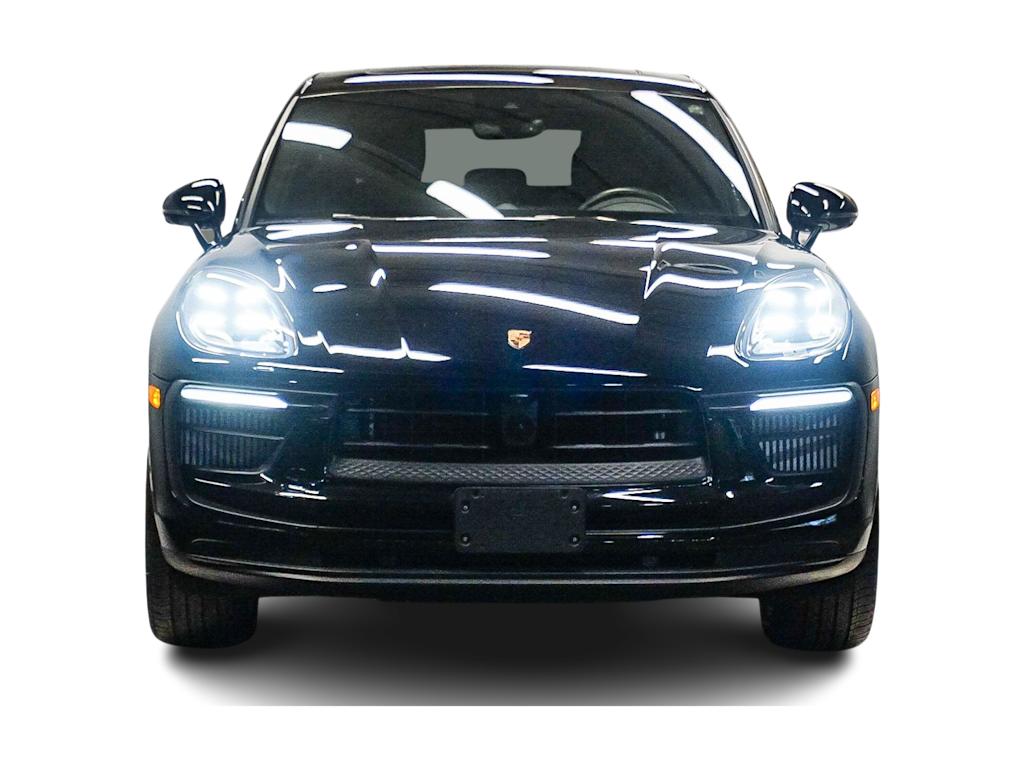 Thumbnail: 2023 Porsche Macan - 17