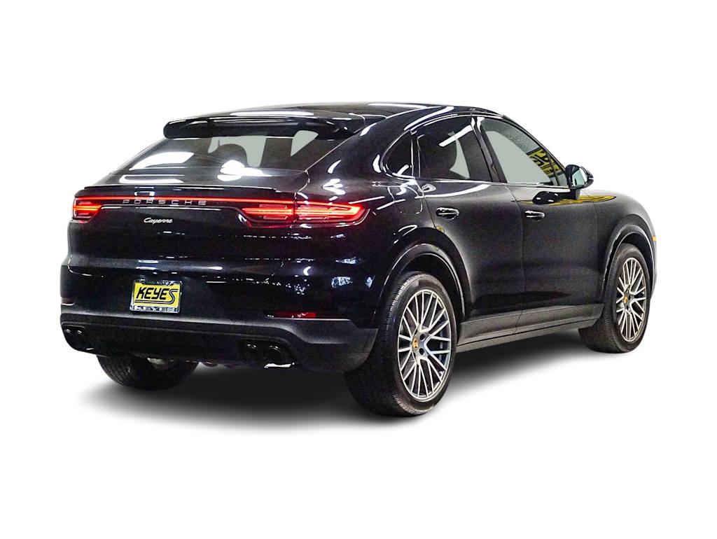 Thumbnail: 2022 Porsche Cayenne - 20