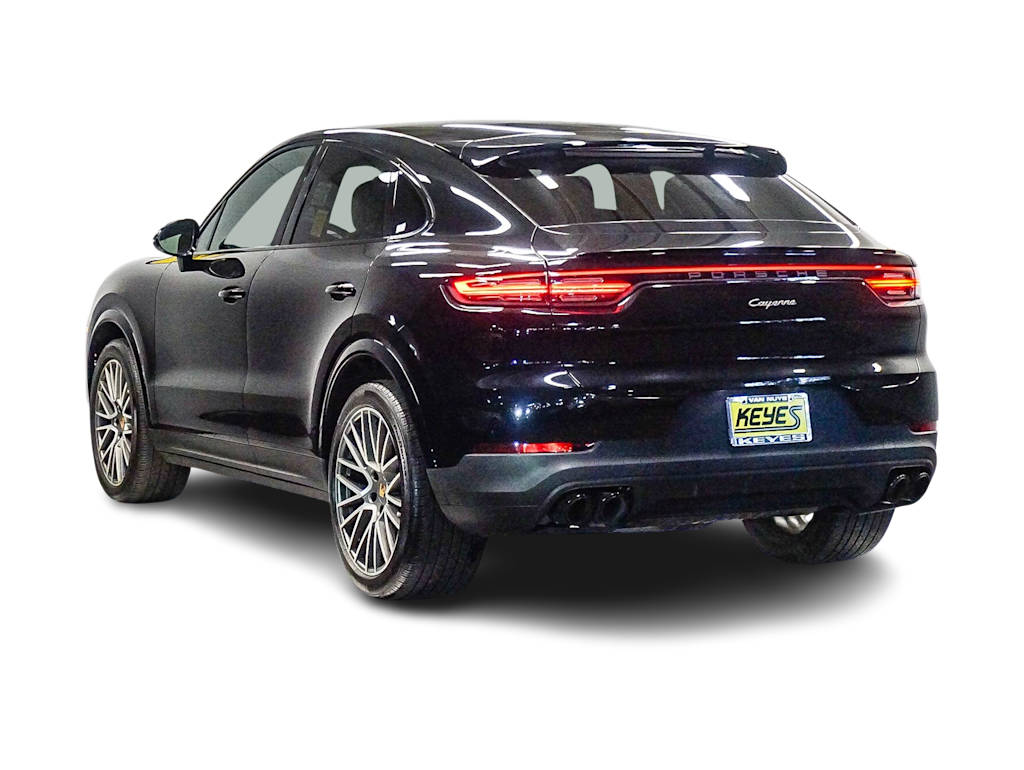 Thumbnail: 2022 Porsche Cayenne - 3