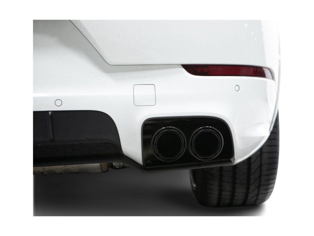 Thumbnail: 2023 Porsche Cayenne - 32