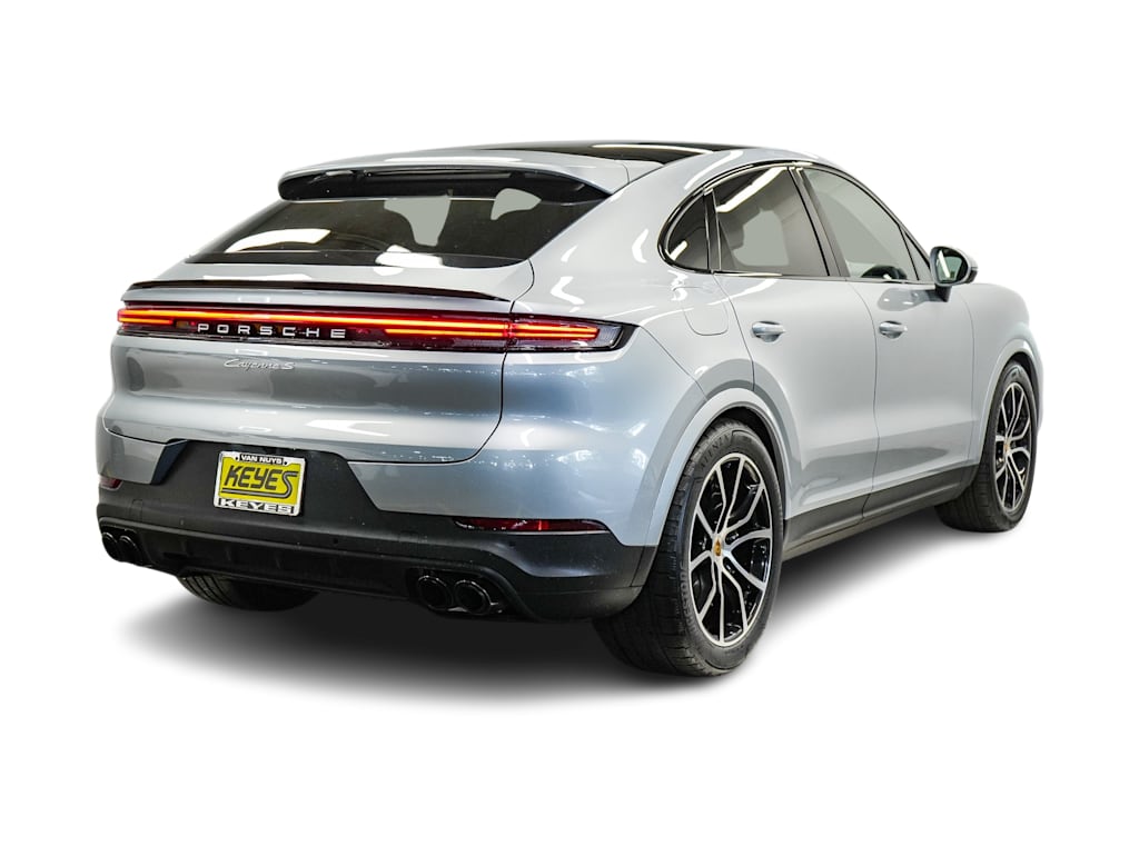 2024 Porsche Cayenne S 16