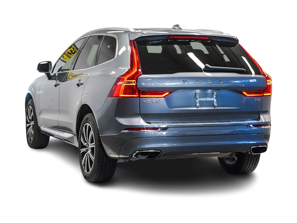 Thumbnail: 2021 Volvo XC60 - 3