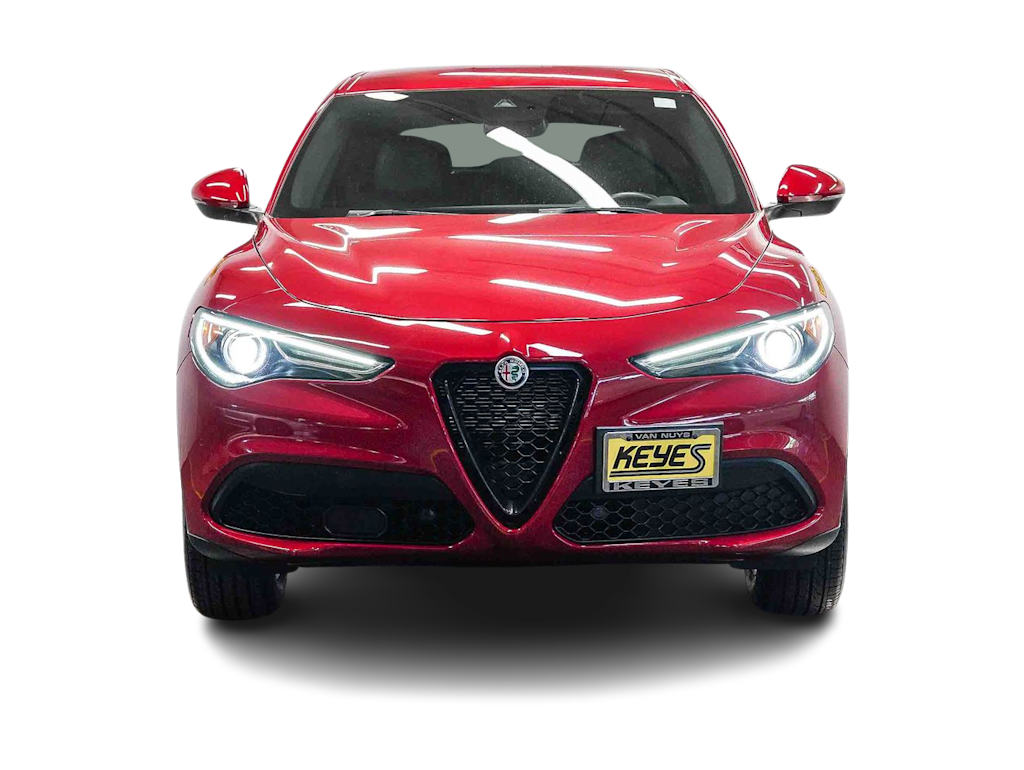 Thumbnail: 2023 Alfa Romeo Stelvio - 21