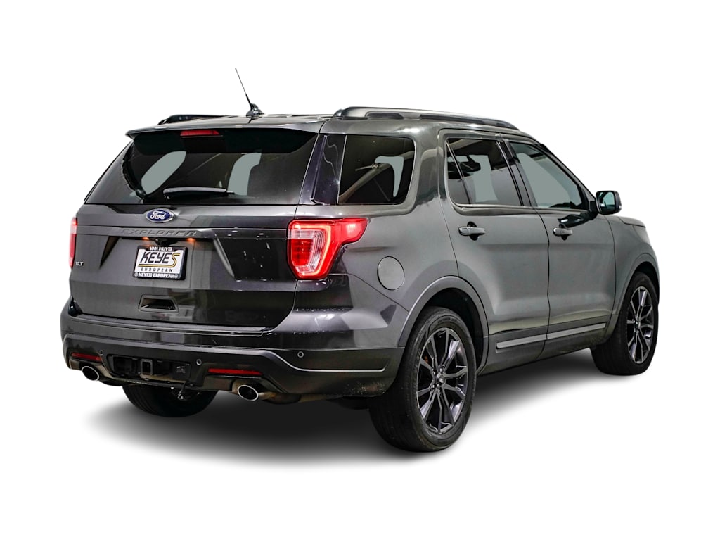 Thumbnail: 2019 Ford Explorer - 18