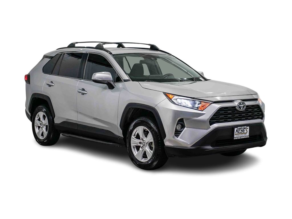 Thumbnail: 2019 Toyota RAV4 - 21