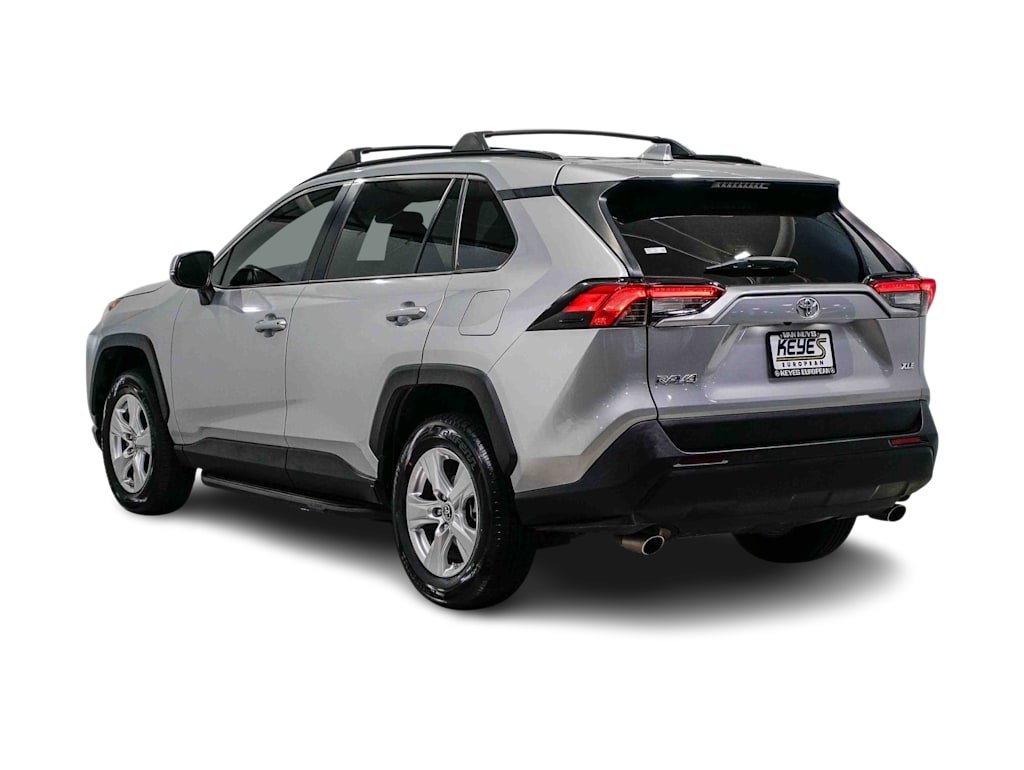 Thumbnail: 2019 Toyota RAV4 - 3