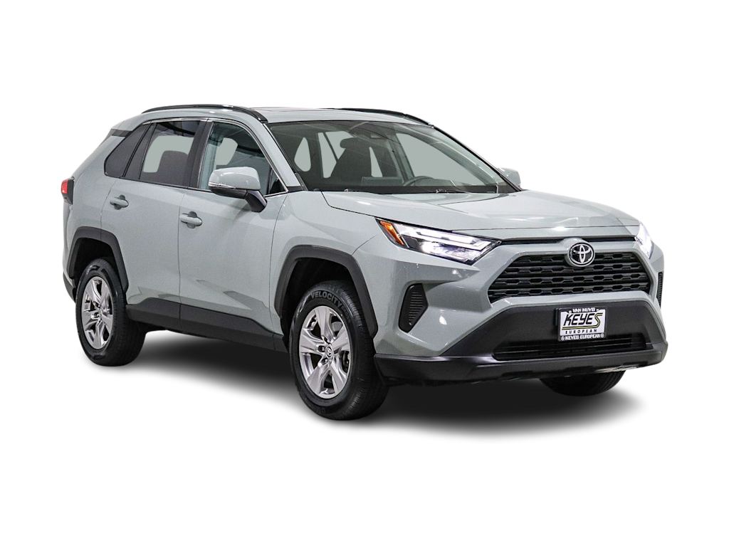 Thumbnail: 2023 Toyota RAV4 - 18