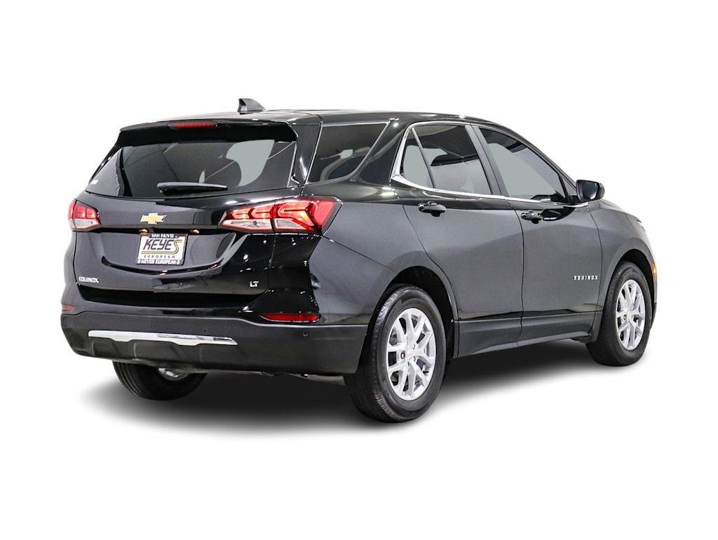 Thumbnail: 2023 Chevrolet Equinox - 17
