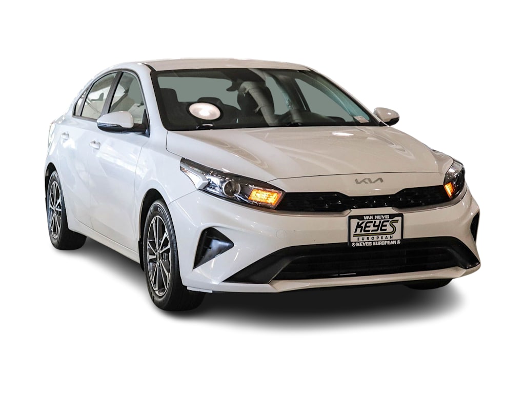 Thumbnail: 2023 Kia Forte - 5