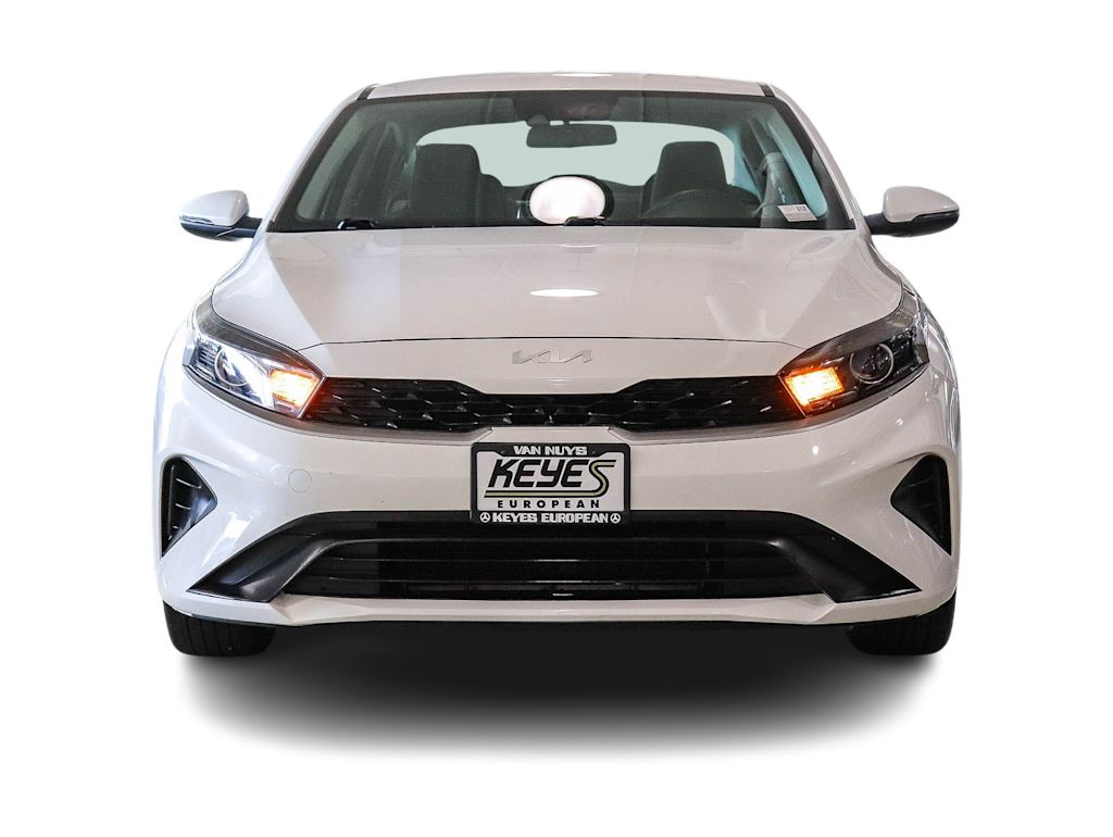 Thumbnail: 2023 Kia Forte - 19