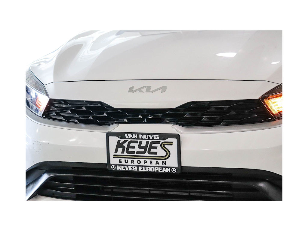 Thumbnail: 2023 Kia Forte - 21