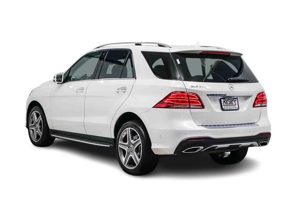Thumbnail: 2017 Mercedes-Benz GLE - 3