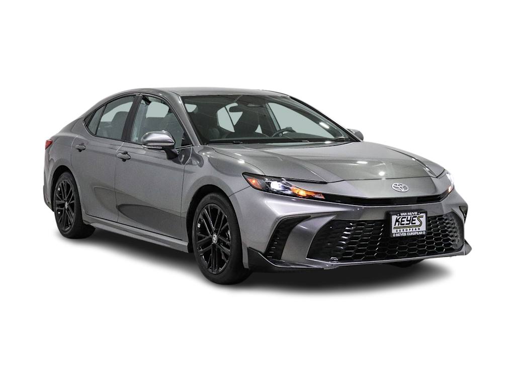 Thumbnail: 2025 Toyota Camry - 18