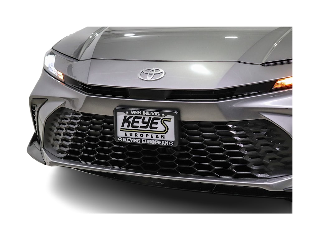 Thumbnail: 2025 Toyota Camry - 20