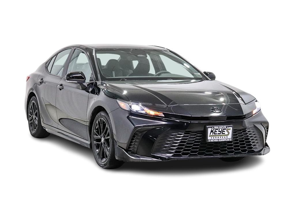 Thumbnail: 2025 Toyota Camry - 18