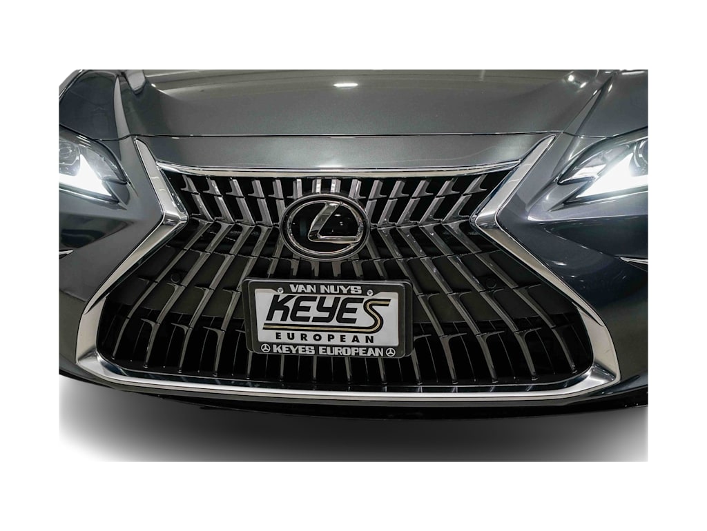 Thumbnail: 2025 Lexus ES - 21