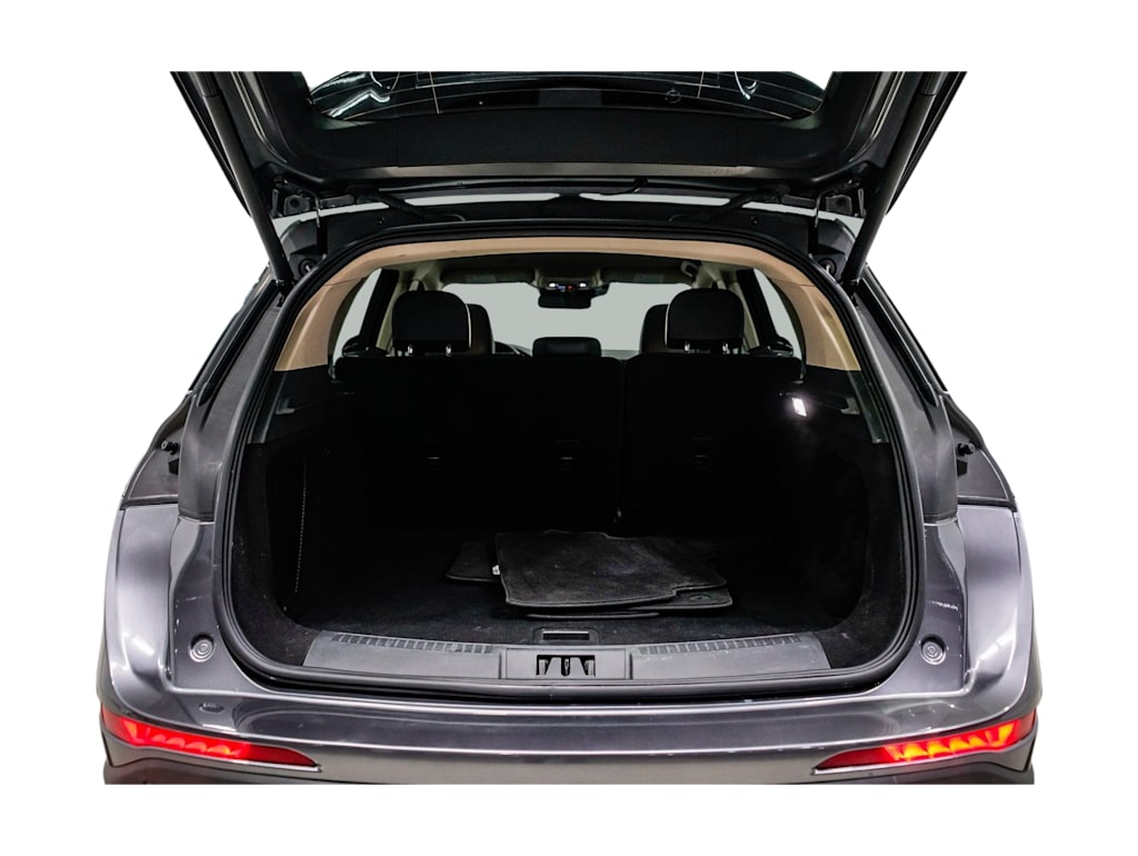 Thumbnail: 2023 Lincoln Corsair - 13