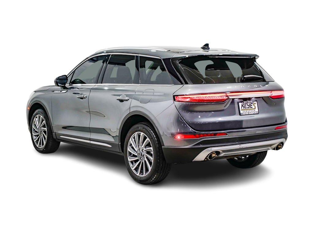 Thumbnail: 2023 Lincoln Corsair - 3