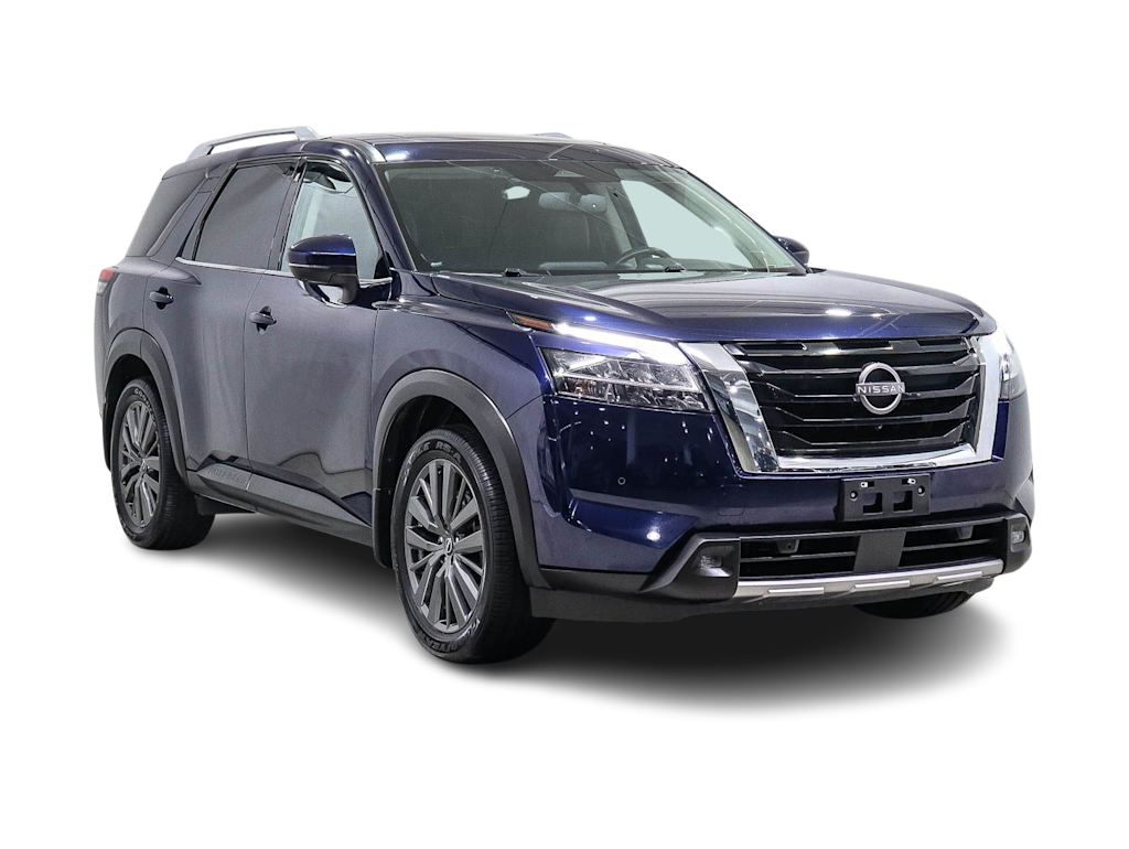 Thumbnail: 2022 Nissan Pathfinder - 17