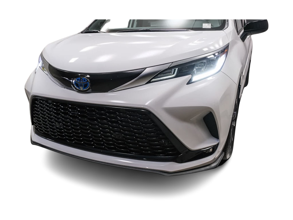 Thumbnail: 2024 Toyota Sienna - 20