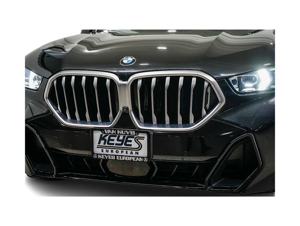 Thumbnail: 2024 BMW X6 - 21