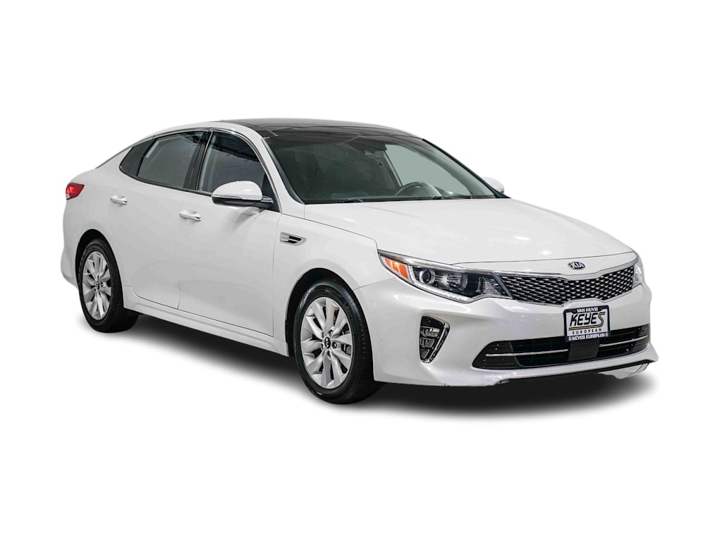 Thumbnail: 2018 Kia Optima - 18