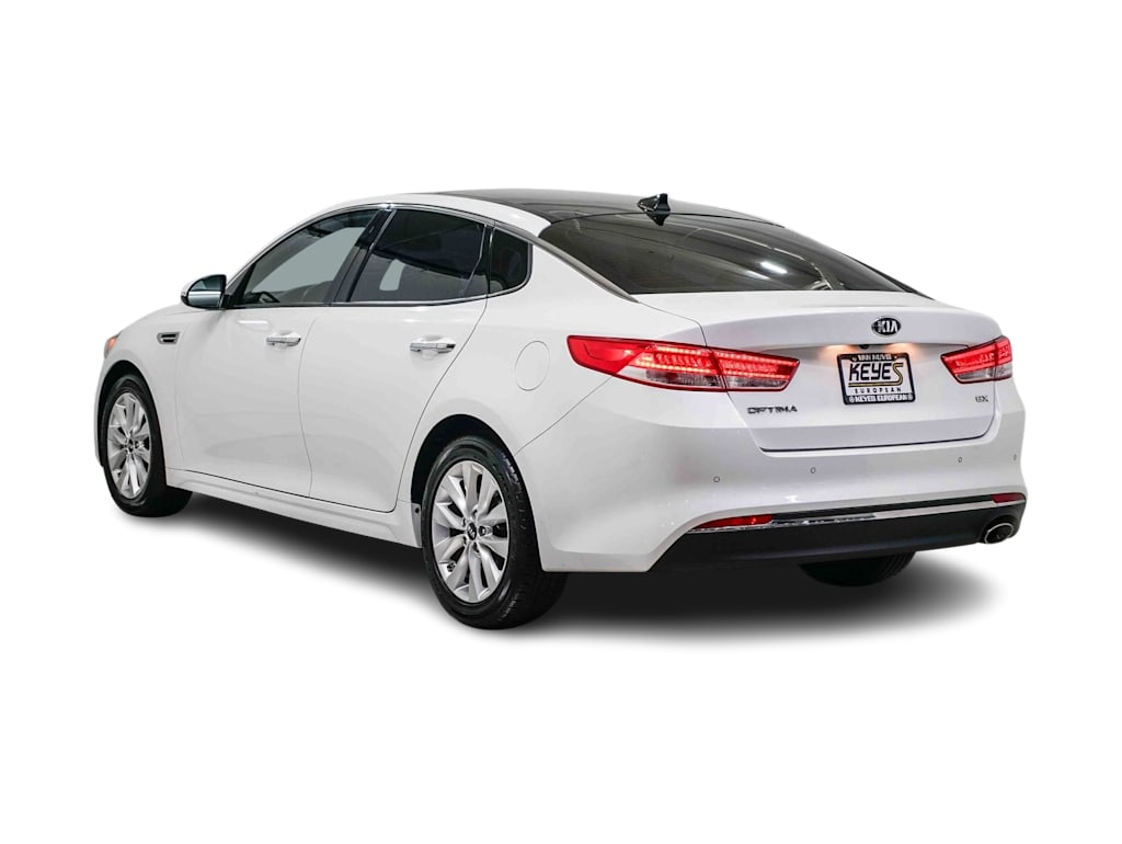 Thumbnail: 2018 Kia Optima - 3
