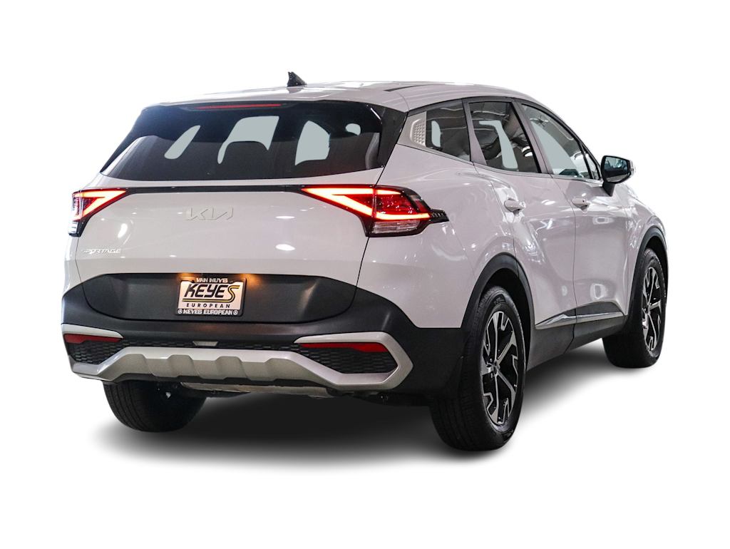 Thumbnail: 2024 Kia Sportage - 17