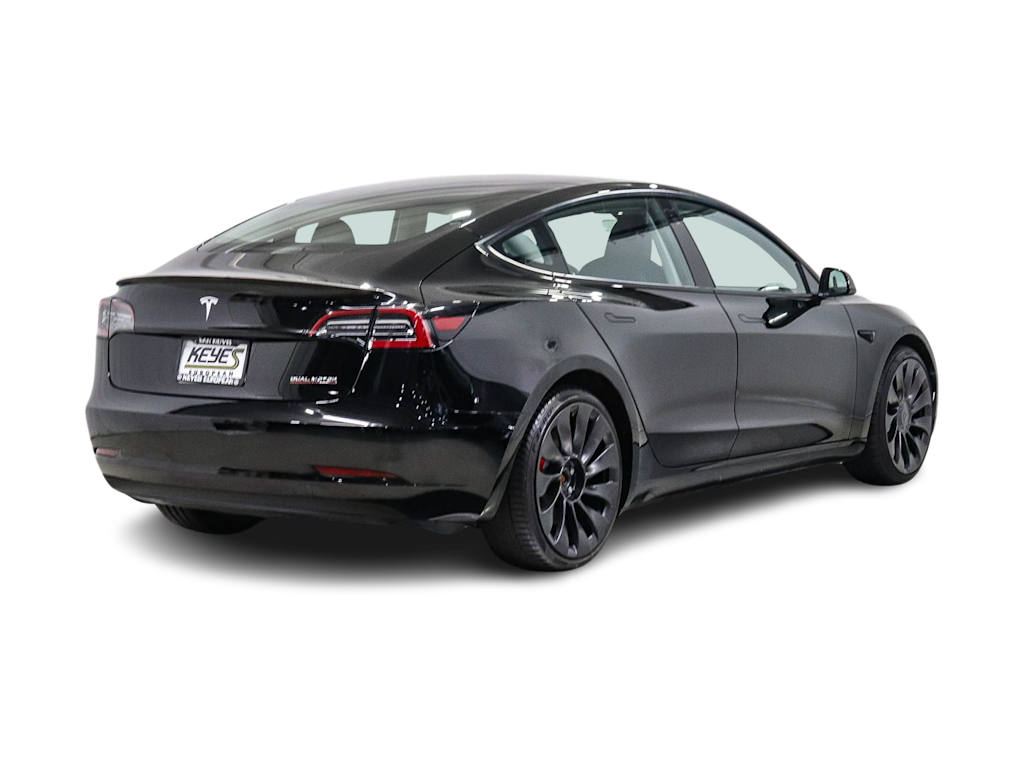 Thumbnail: 2022 Tesla Model 3 - 16