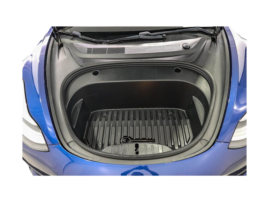 Thumbnail: 2021 Tesla Model 3 - 28