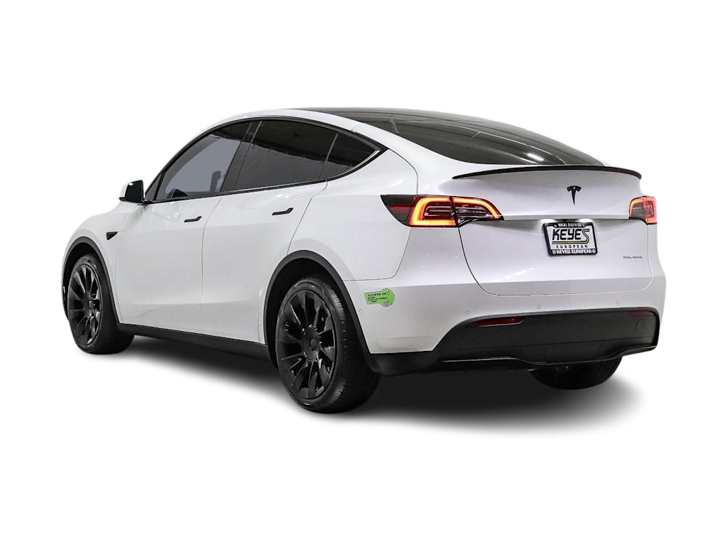 Thumbnail: 2023 Tesla Model Y - 3