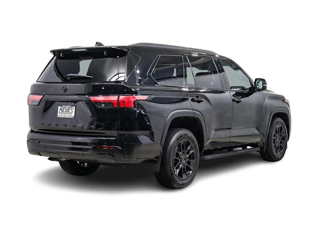 Thumbnail: 2024 Toyota Sequoia - 17