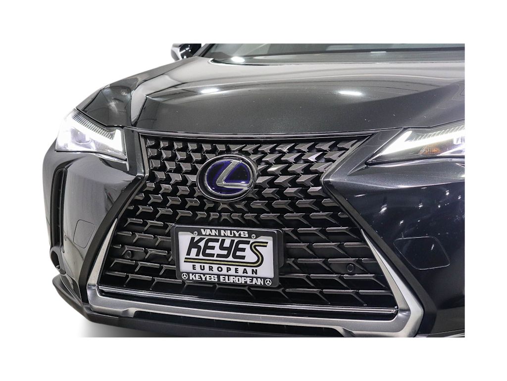 Thumbnail: 2021 Lexus UX - 20