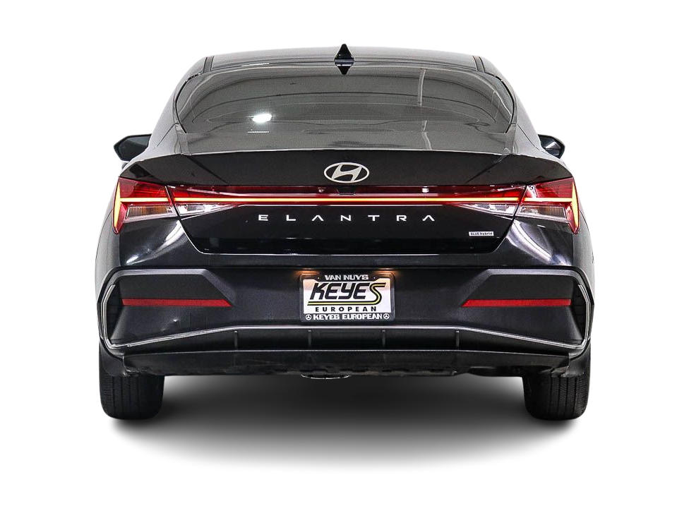 Thumbnail: 2025 Hyundai Elantra - 4