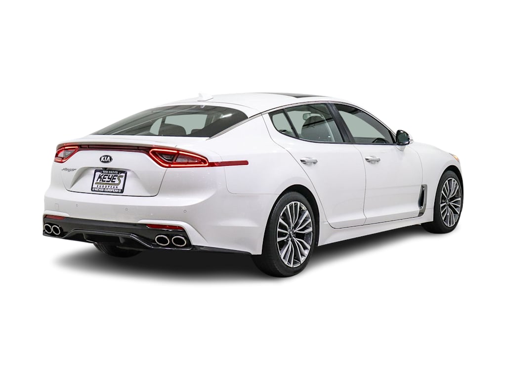 Thumbnail: 2019 Kia Stinger - 16