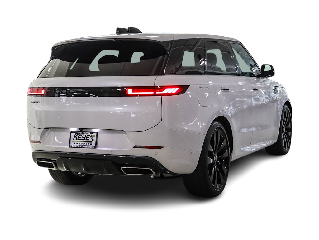 Thumbnail: 2025 Land Rover Range Rover Sport - 16