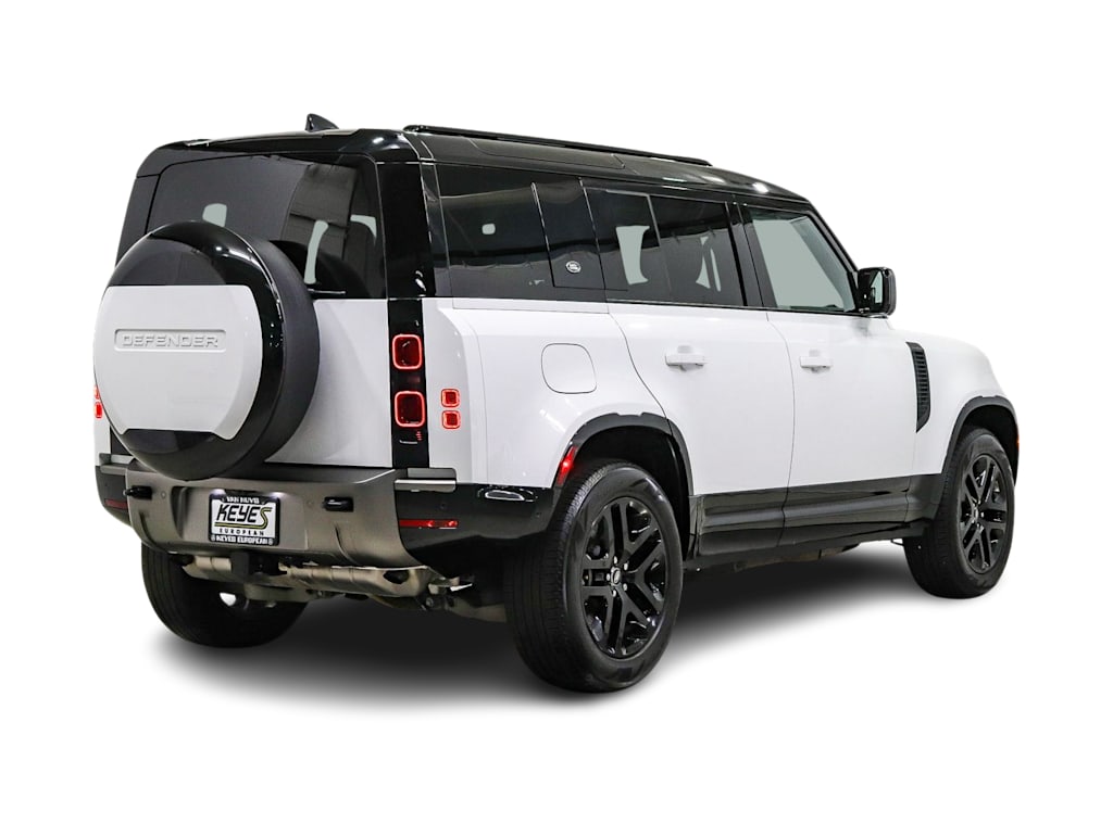 Thumbnail: 2024 Land Rover Defender - 18