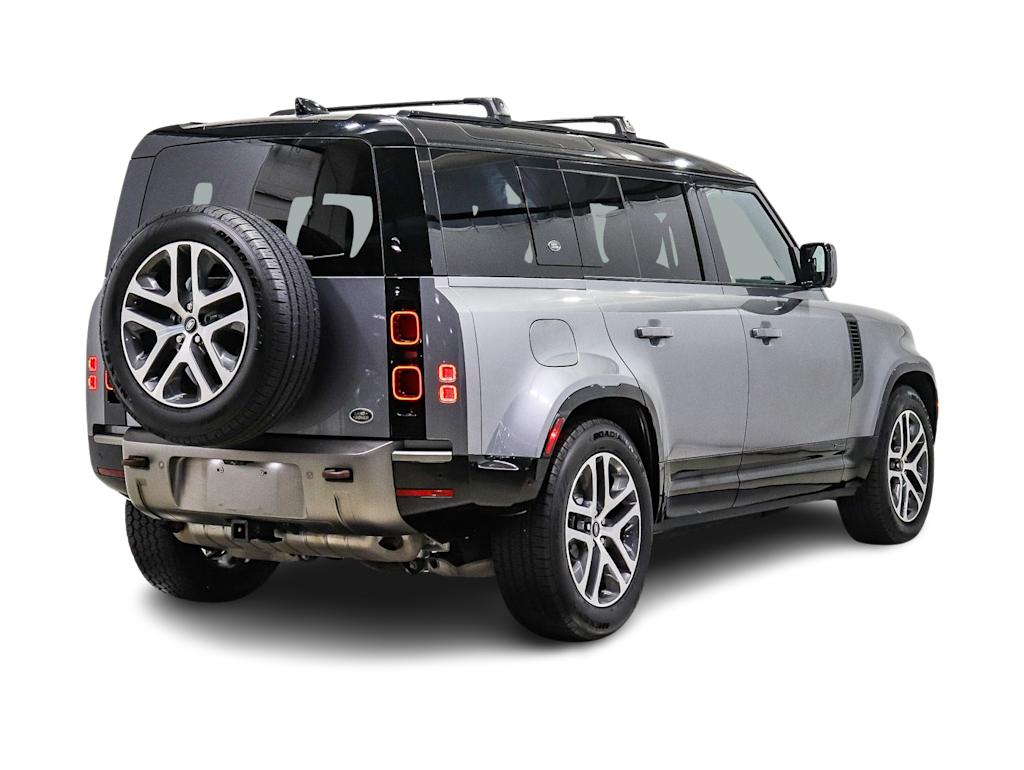 Thumbnail: 2021 Land Rover Defender - 18
