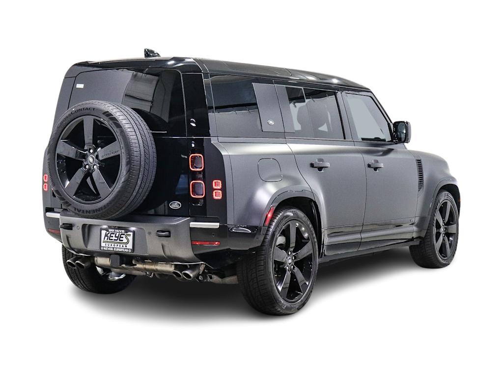 Thumbnail: 2023 Land Rover Defender - 17