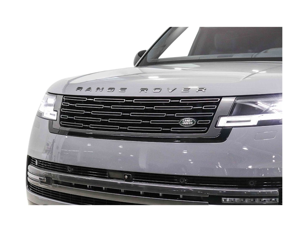 Thumbnail: 2022 Land Rover Range Rover - 18