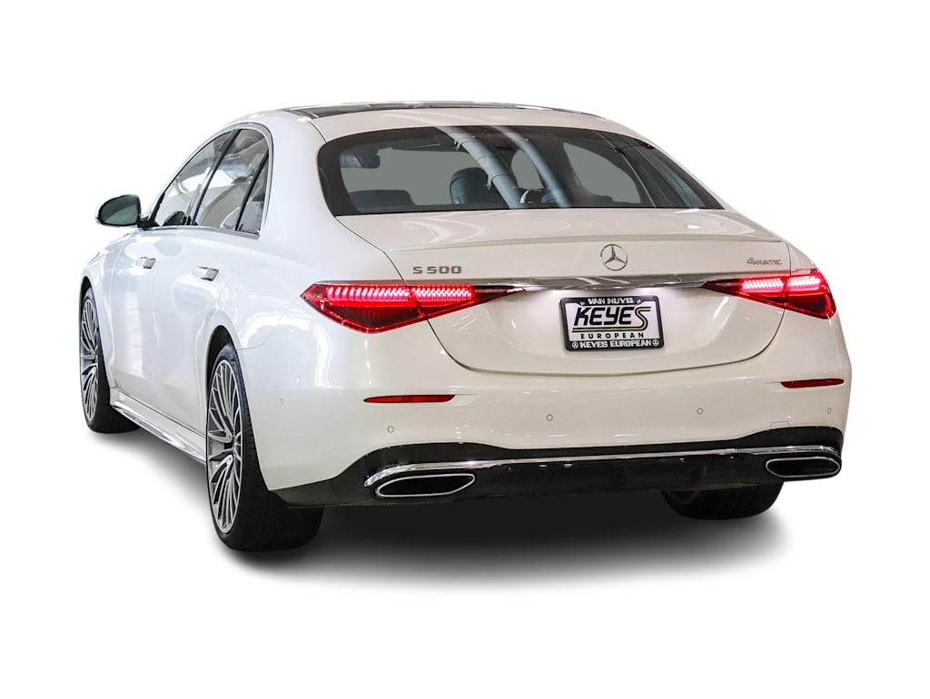 Thumbnail: 2023 Mercedes-Benz S-Class - 3