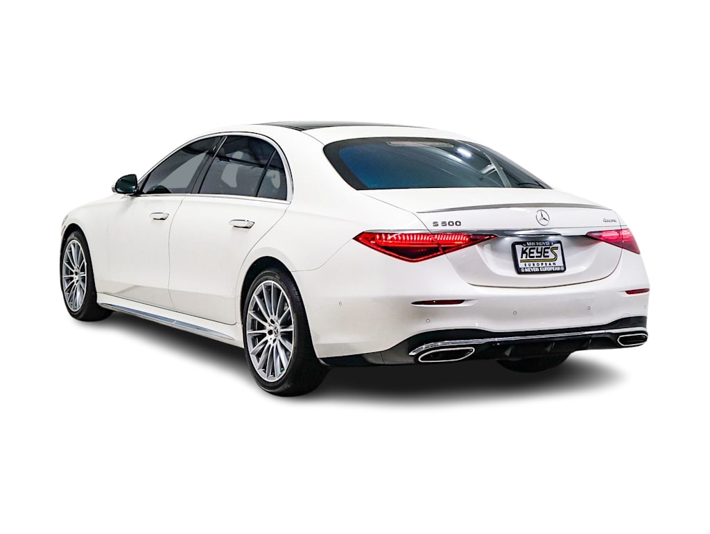 Thumbnail: 2023 Mercedes-Benz S-Class - 3